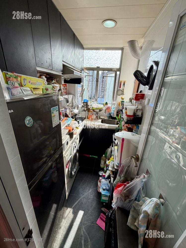 单幢楼房 售盘 3 房 , 1 浴室 470 平方尺