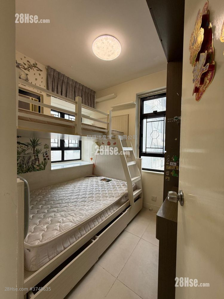 Prosperous Garden Sell 2 Bedrooms , 1 Bathroom 478 ft²