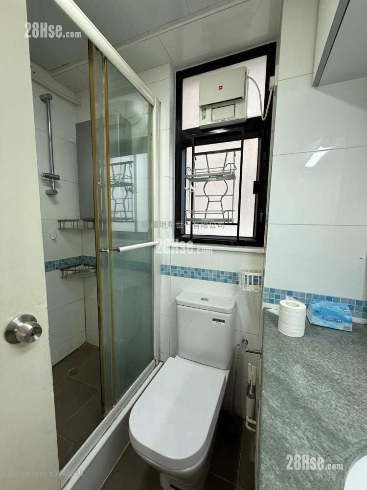 Prosperous Garden Sell 2 Bedrooms , 1 Bathroom 478 ft²