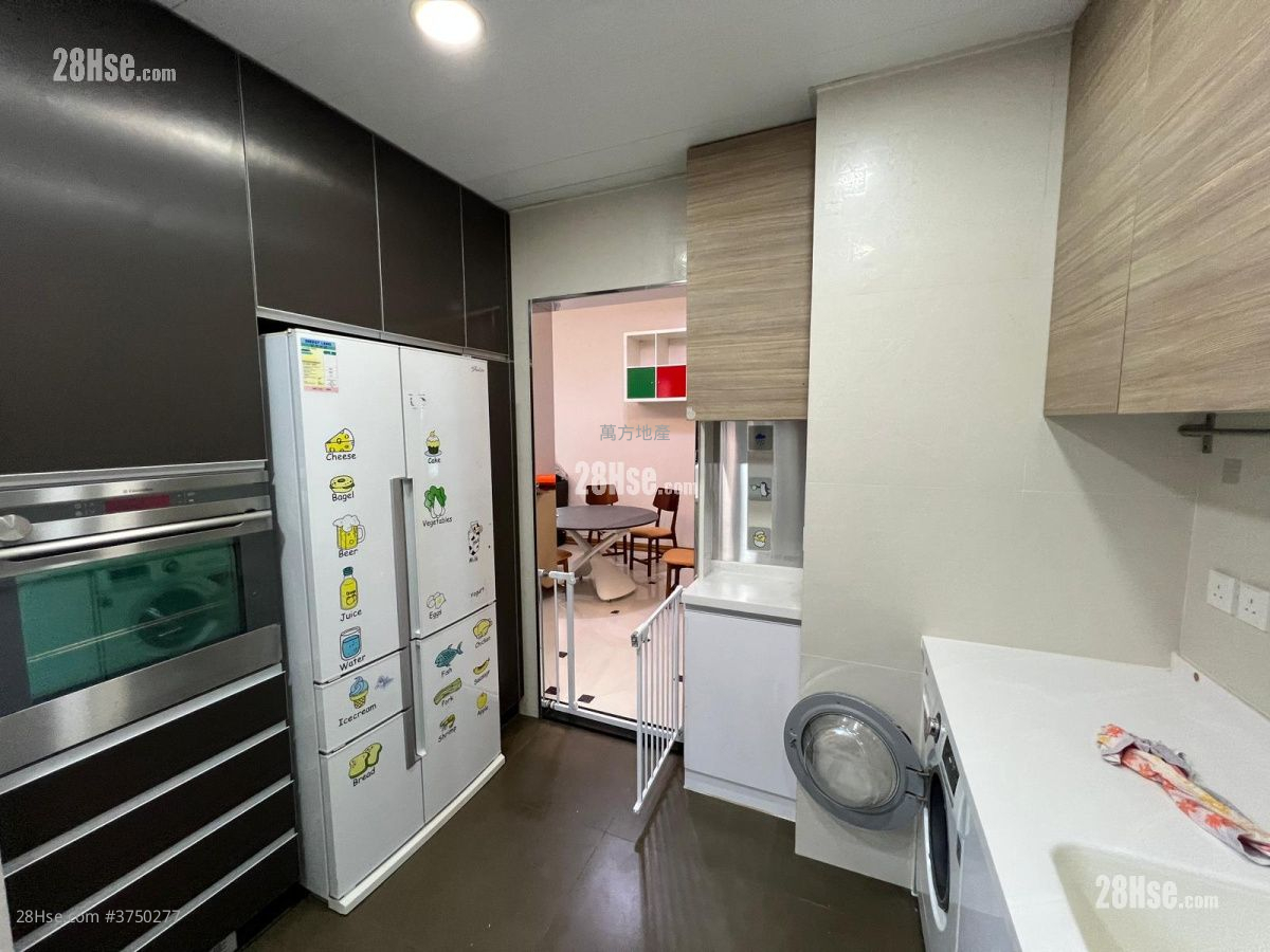 帝堡城 售盤 3 房 , 3 浴室 901 平方呎