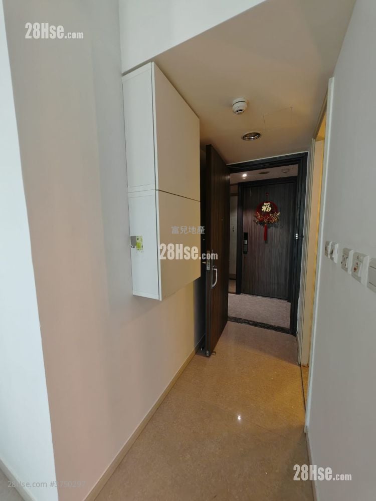 Yuccie Square Sell 429 ft²