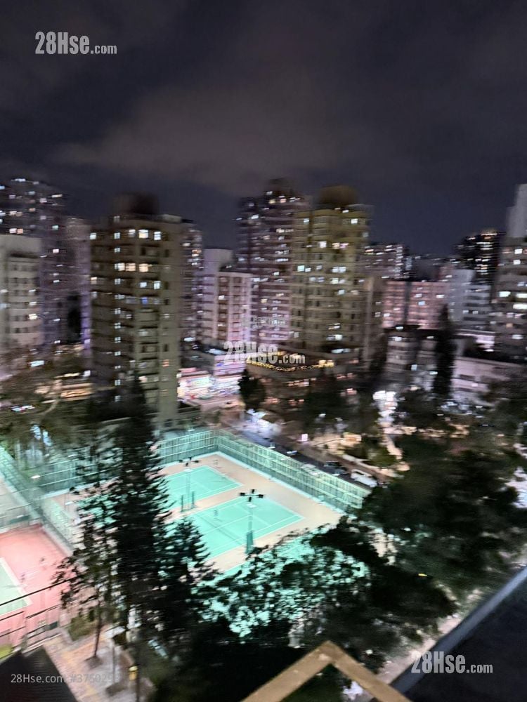 好順泰大廈 租盤 2 房 290 平方呎