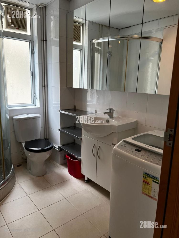 Po Hing Mansion Rental Studio , 1 Bathroom 486 ft²