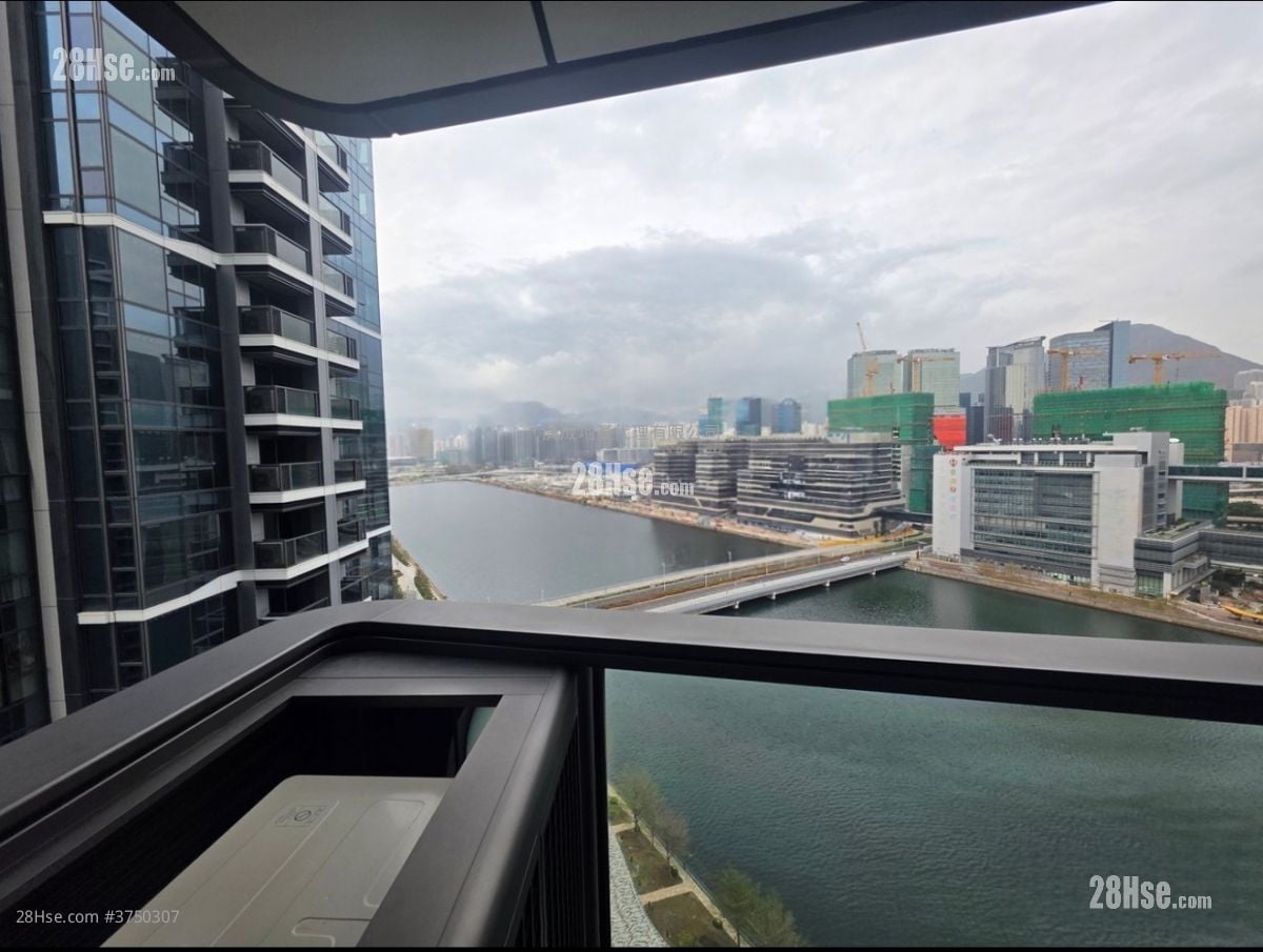 One Victoria Rental 2 Bedrooms , 1 Bathroom 451 ft²