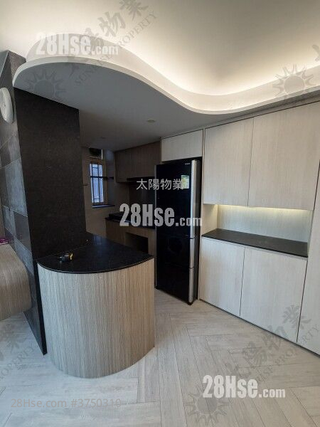 Harbour Place Sell 3 Bedrooms 590 ft²