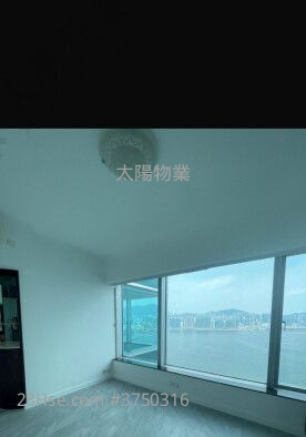 Harbourfront Landmark Sell 4 Bedrooms 1,420 ft²