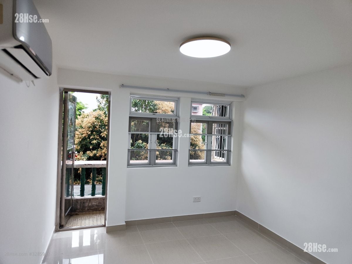 Village Rental 2 Bedrooms , 1 Bathroom 530 ft²