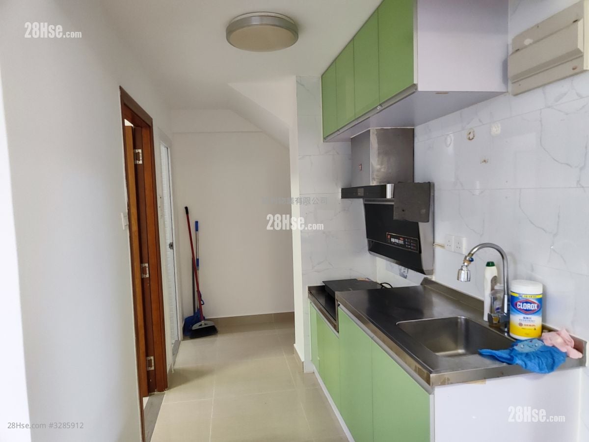 Village Rental 2 Bedrooms , 1 Bathroom 530 ft²