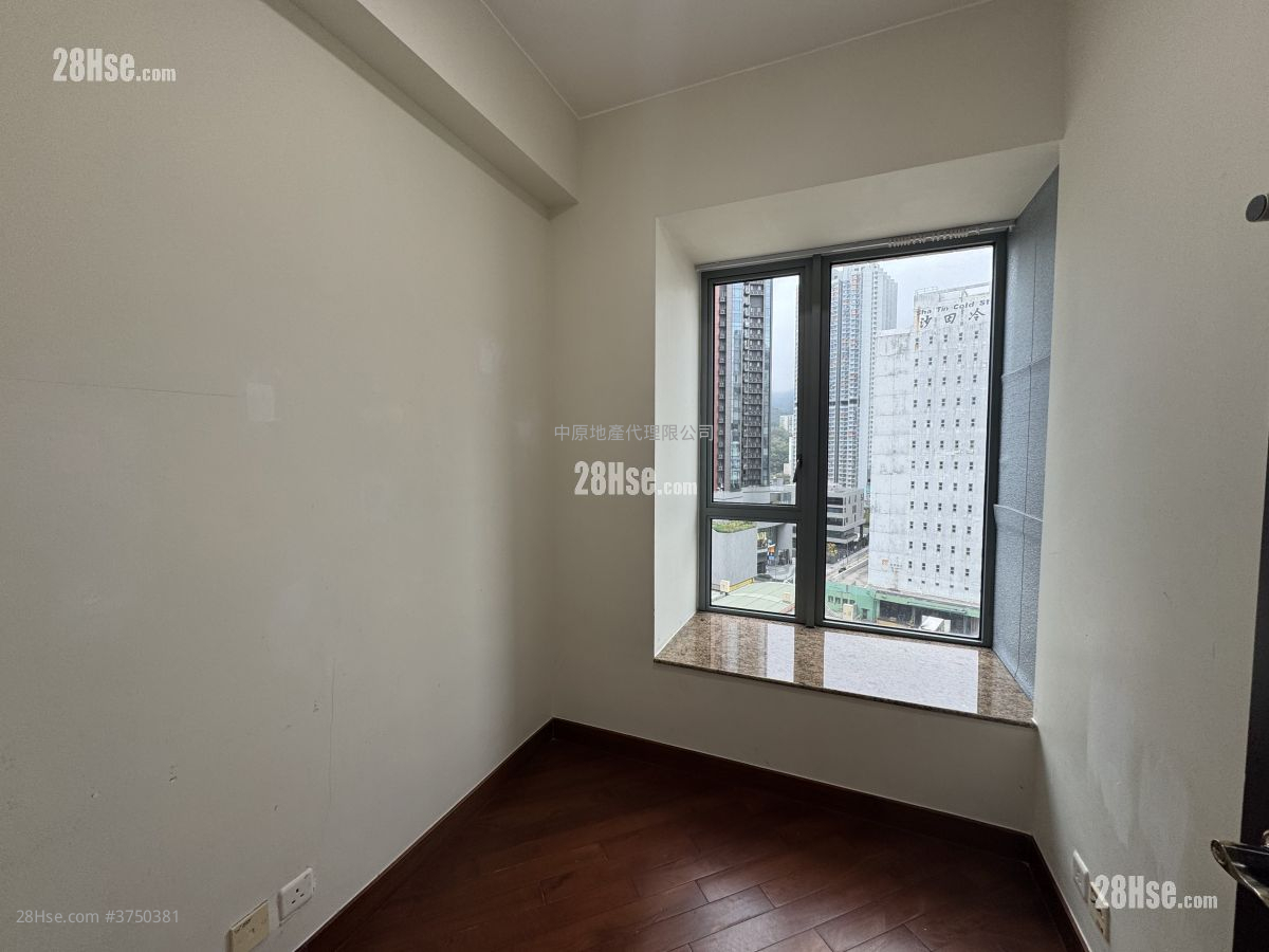 御龍山 售盤 3 房 791 平方呎