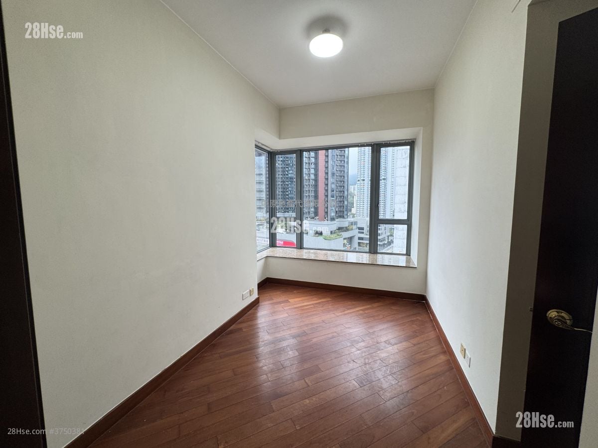 御龍山 售盤 3 房 791 平方呎