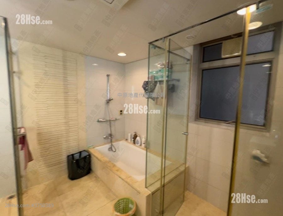 银湖天峰 售盘 4 房 , 3 浴室 1,856 平方尺