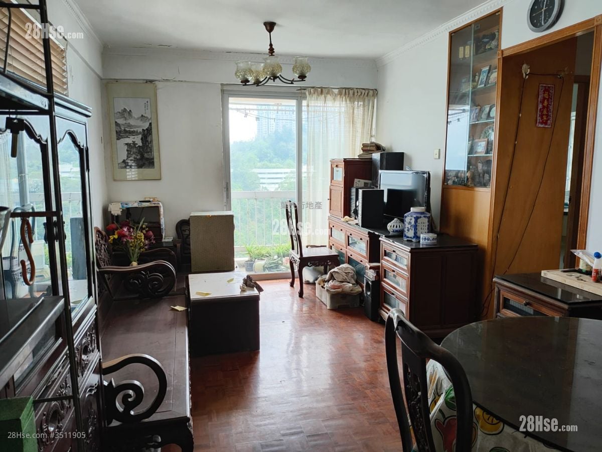 華員邨 售盤 2 房 , 1 浴室 549 平方呎