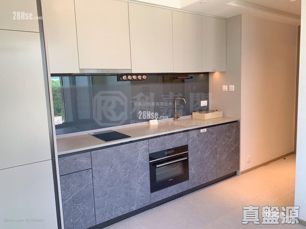 飞扬 售盘 1 房 , 1 浴室 266 平方尺