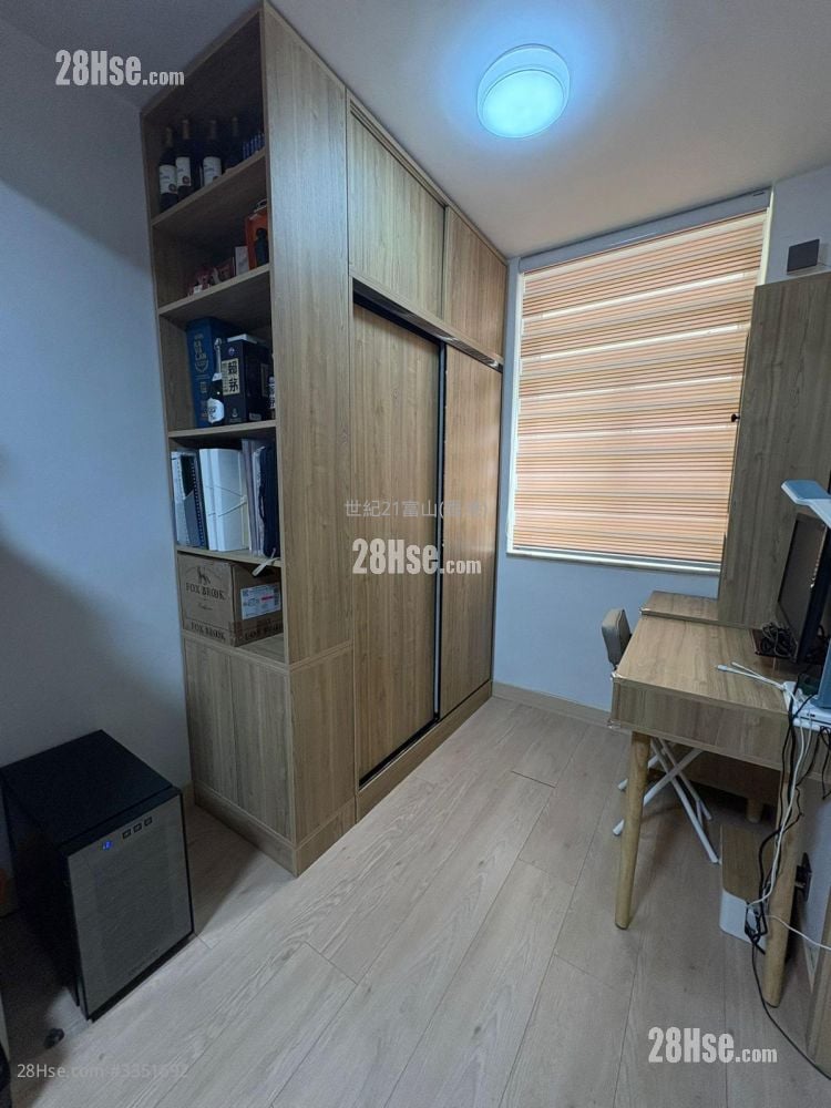 龍蟠苑 售盤 2 房 , 1 浴室 383 平方呎