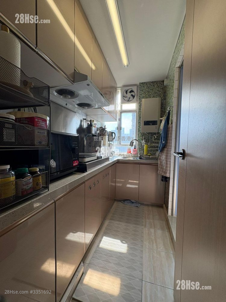 龍蟠苑 售盤 2 房 , 1 浴室 383 平方呎