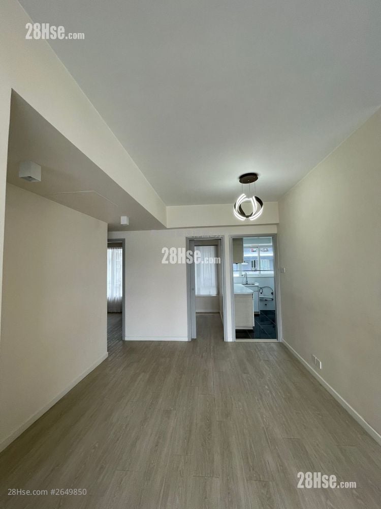 英丽阁 售盘 3 房 , 2 浴室 693 平方尺