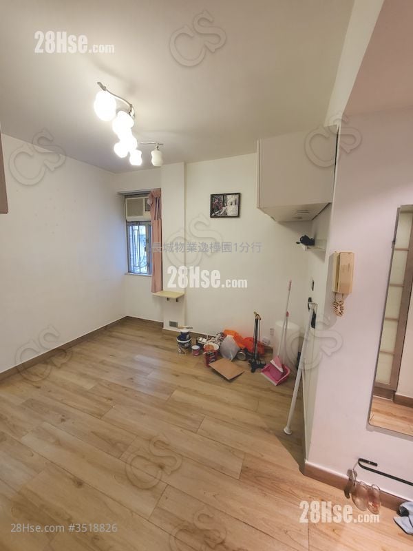 嘉荣大厦 售盘 2 房 , 1 浴室 325 平方尺