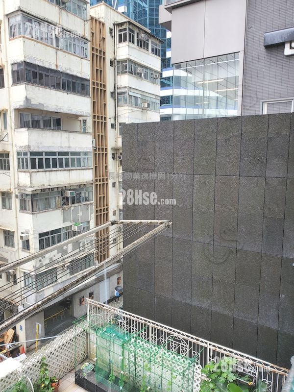 嘉荣大厦 售盘 2 房 , 1 浴室 325 平方尺