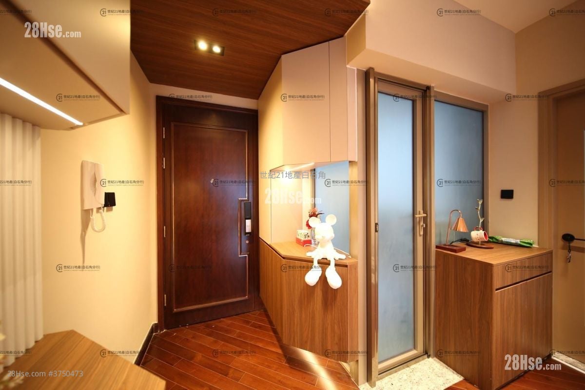 逸瓏灣 售盤 3 房 , 2 浴室 912 平方呎