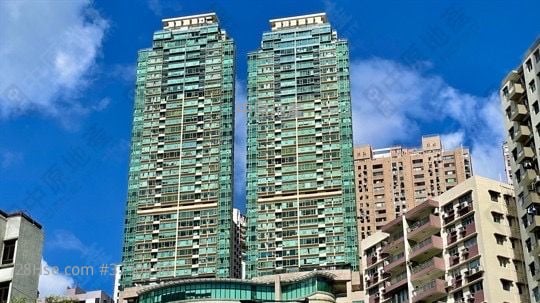 海天峰 售盘 3 房 935 平方尺