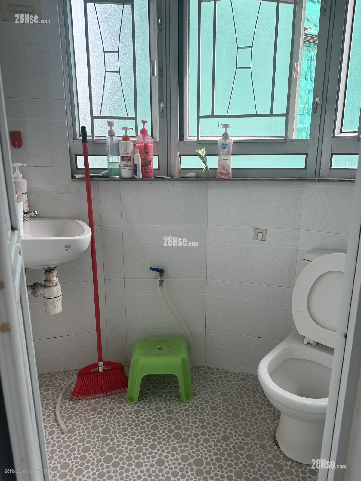 機利士大廈 租盤 2 房 , 1 浴室 286 平方呎