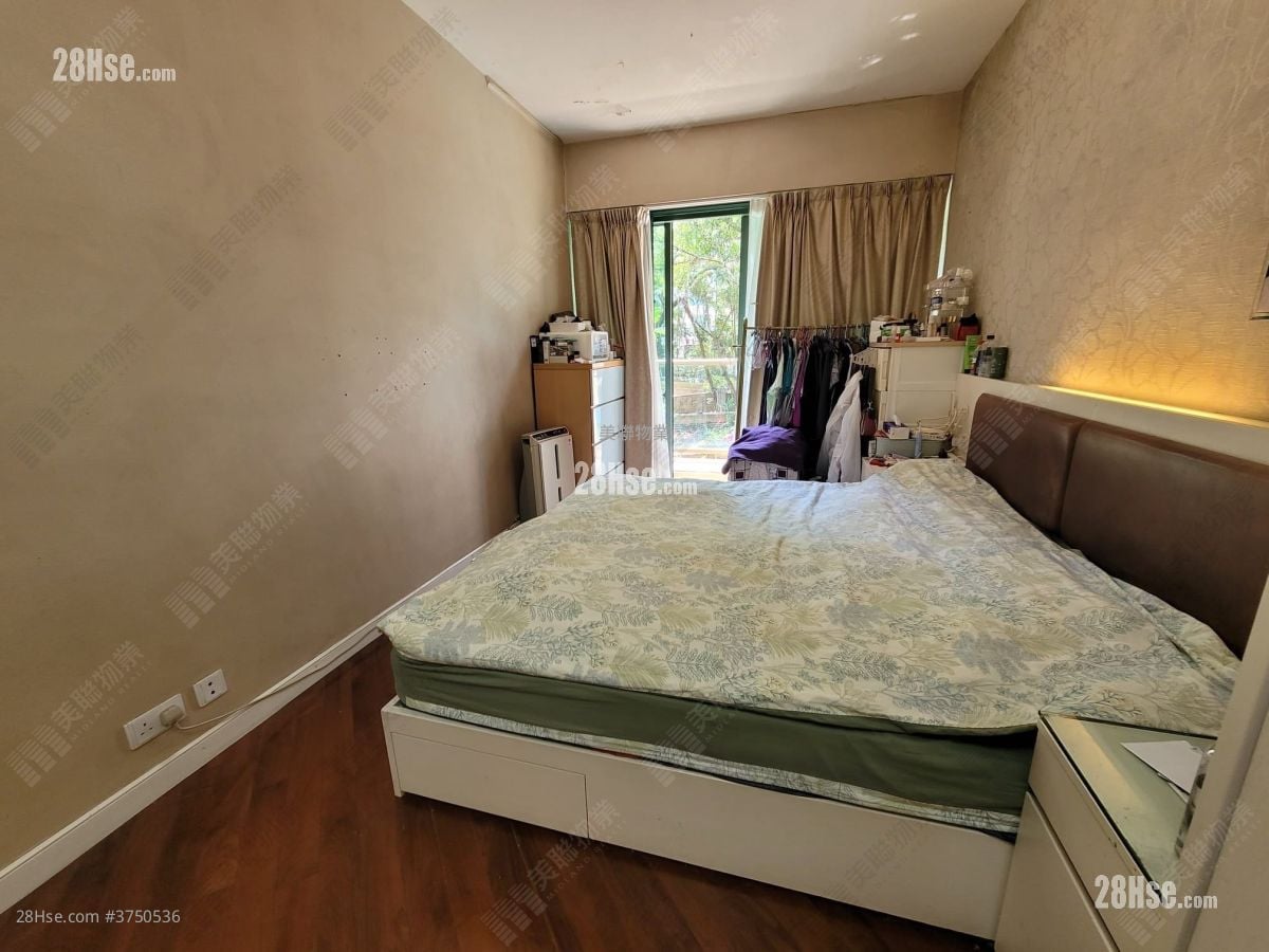 承峰 售盘 5+ 房 , 3 浴室 1,129 平方尺