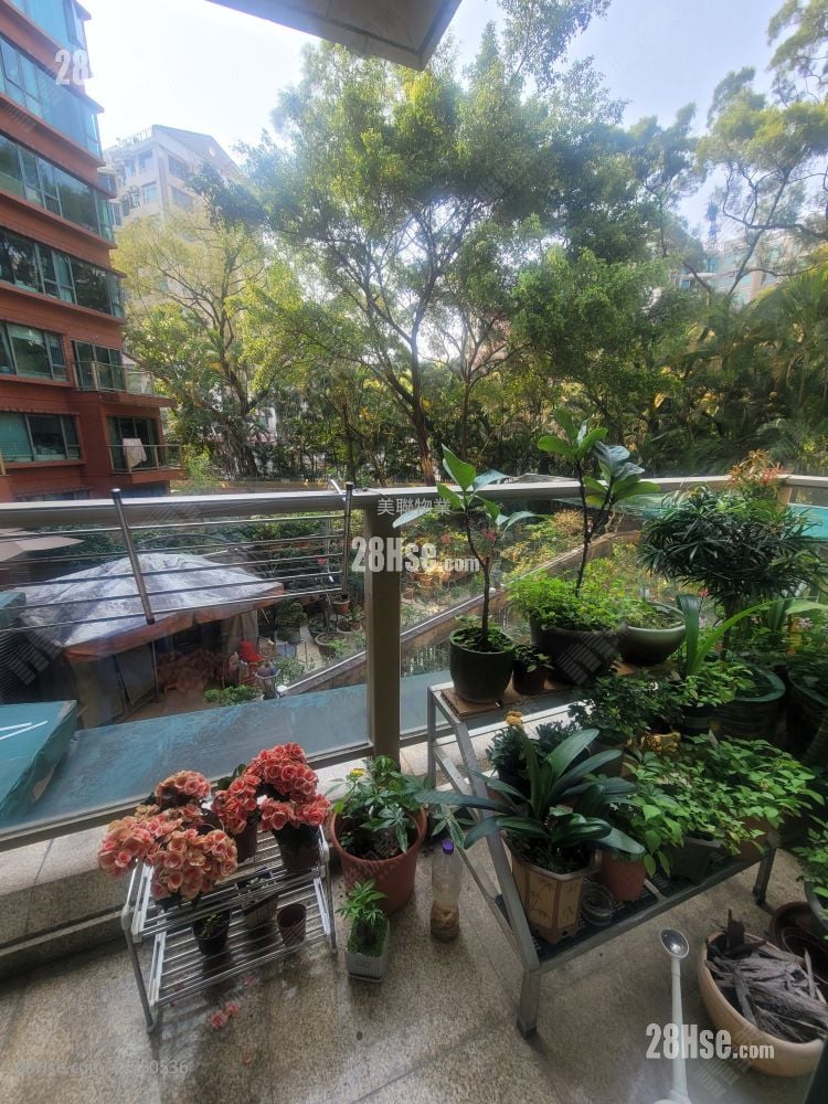 承峰 售盘 5+ 房 , 3 浴室 1,129 平方尺