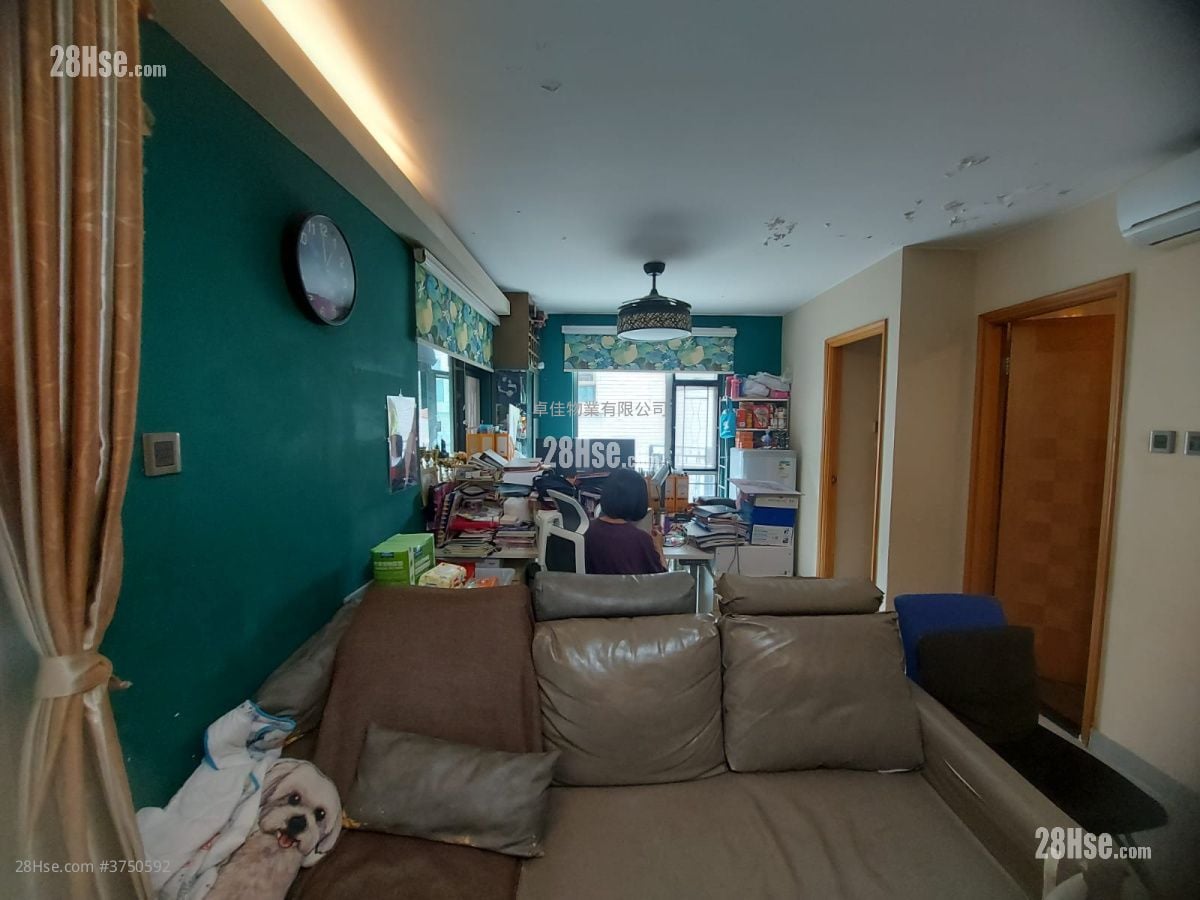 村屋 售盘 3 房 , 2 浴室