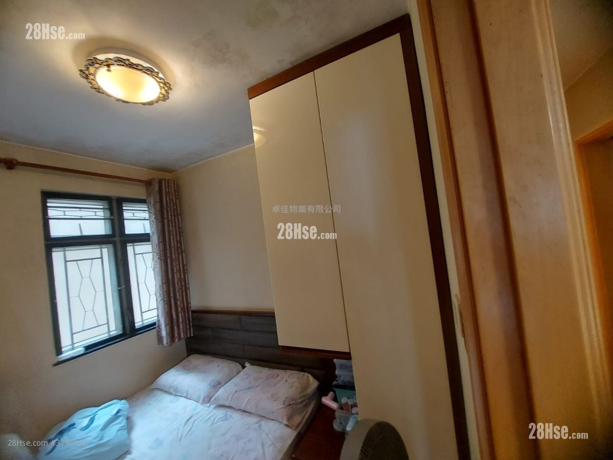 村屋 售盘 3 房 , 2 浴室