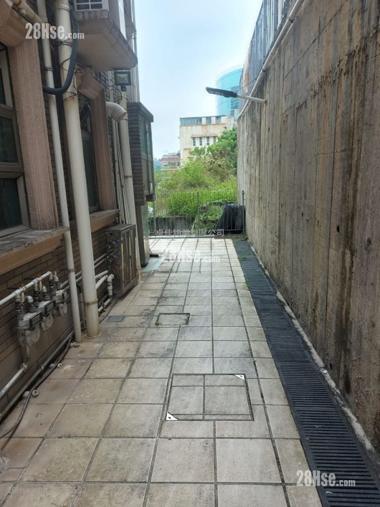 村屋 售盘 3 房 , 2 浴室