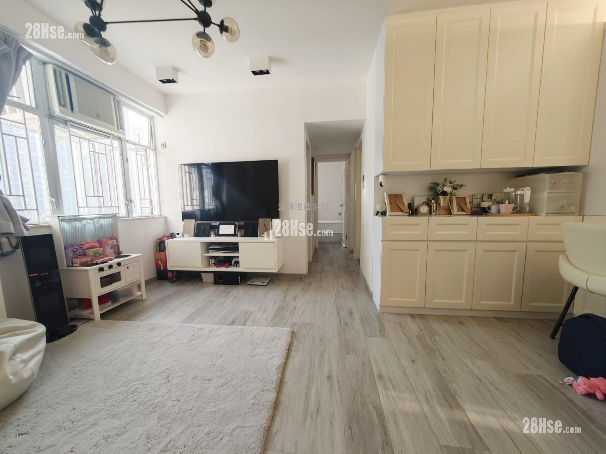 偉景花園 租盤 3 房 , 1 浴室 519 平方呎