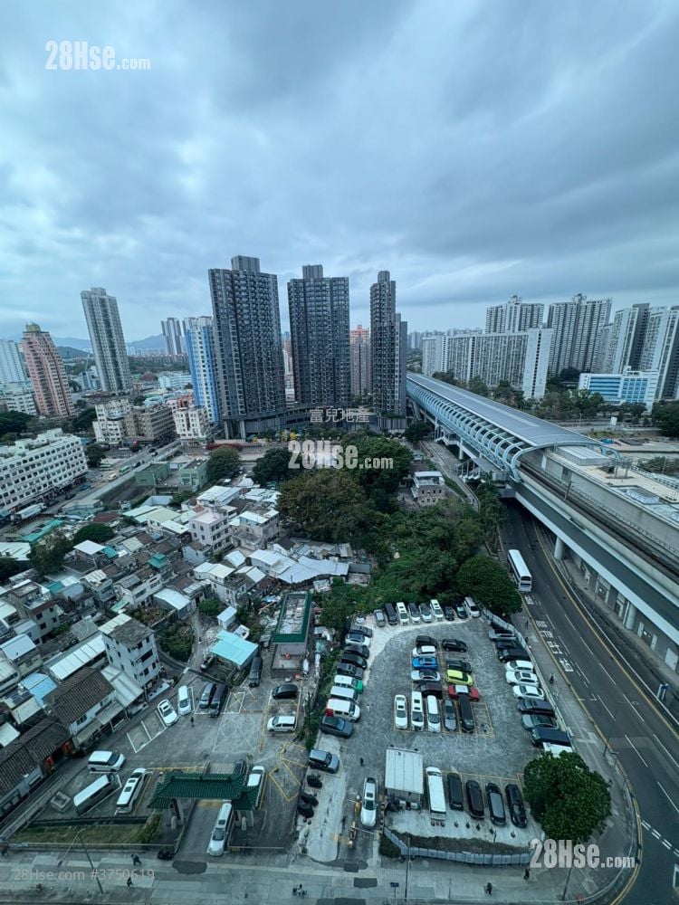 Yuccie Square Sell 2 Bedrooms 423 ft²