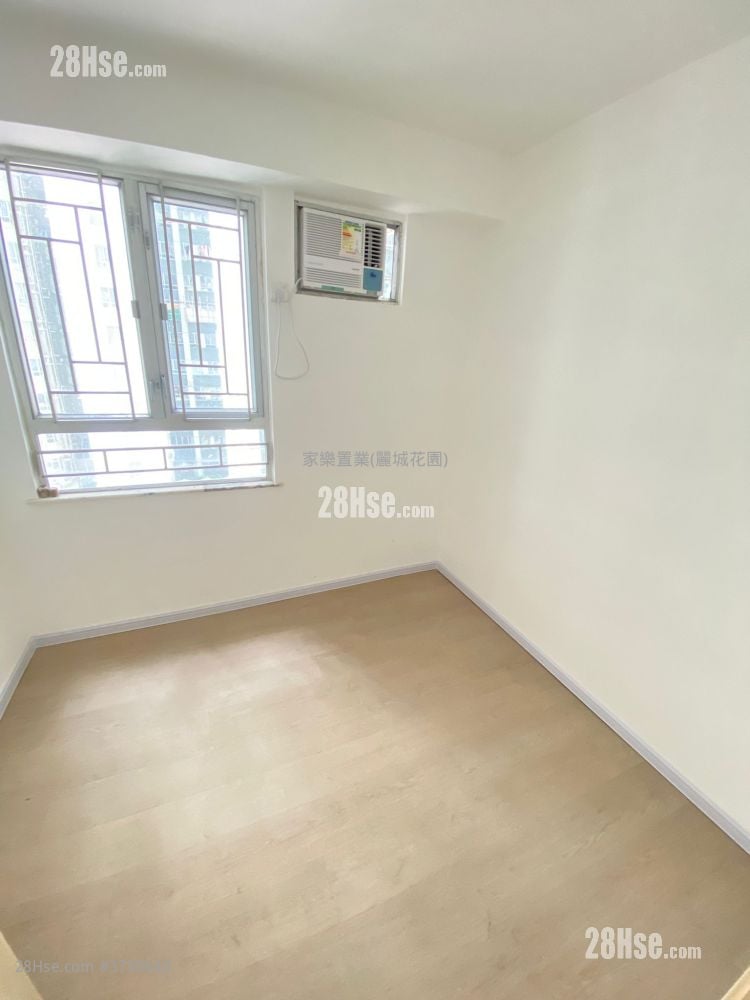 丽城花园 售盘 4 房 , 2 浴室 742 平方尺