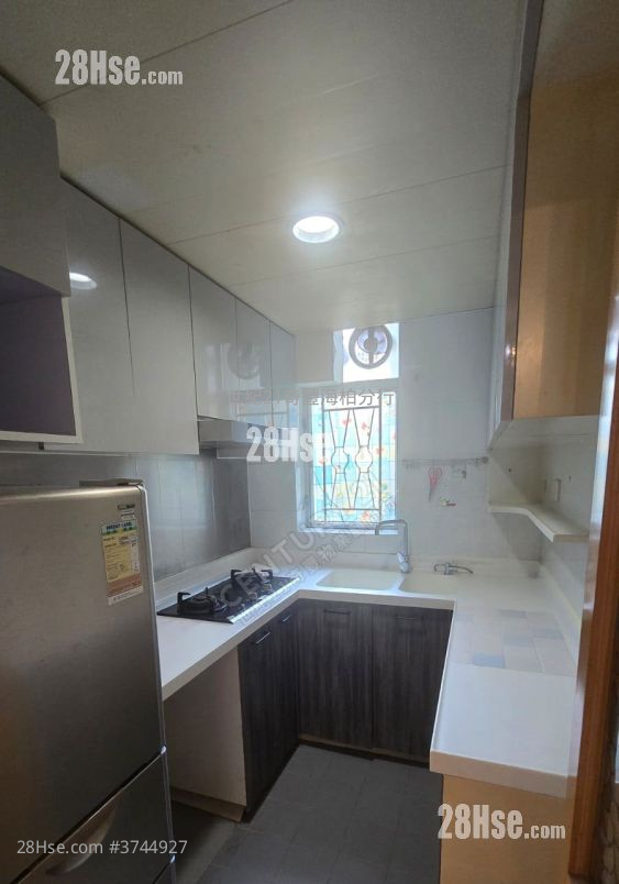 富寶花園 售盤 1 浴室 592 平方呎