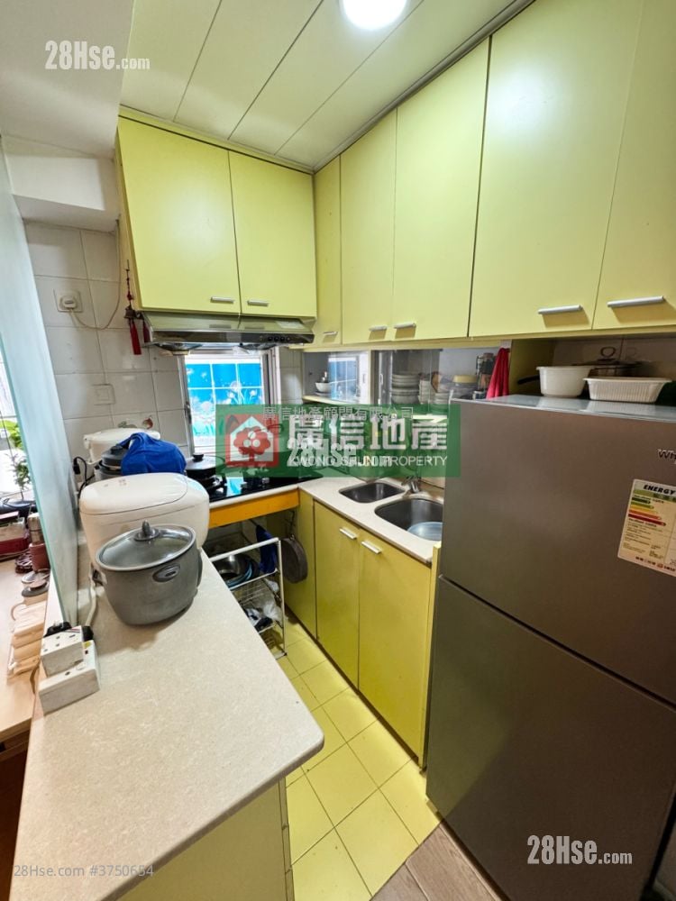 寶亨大廈 售盤 2 房 , 1 浴室 358 平方呎