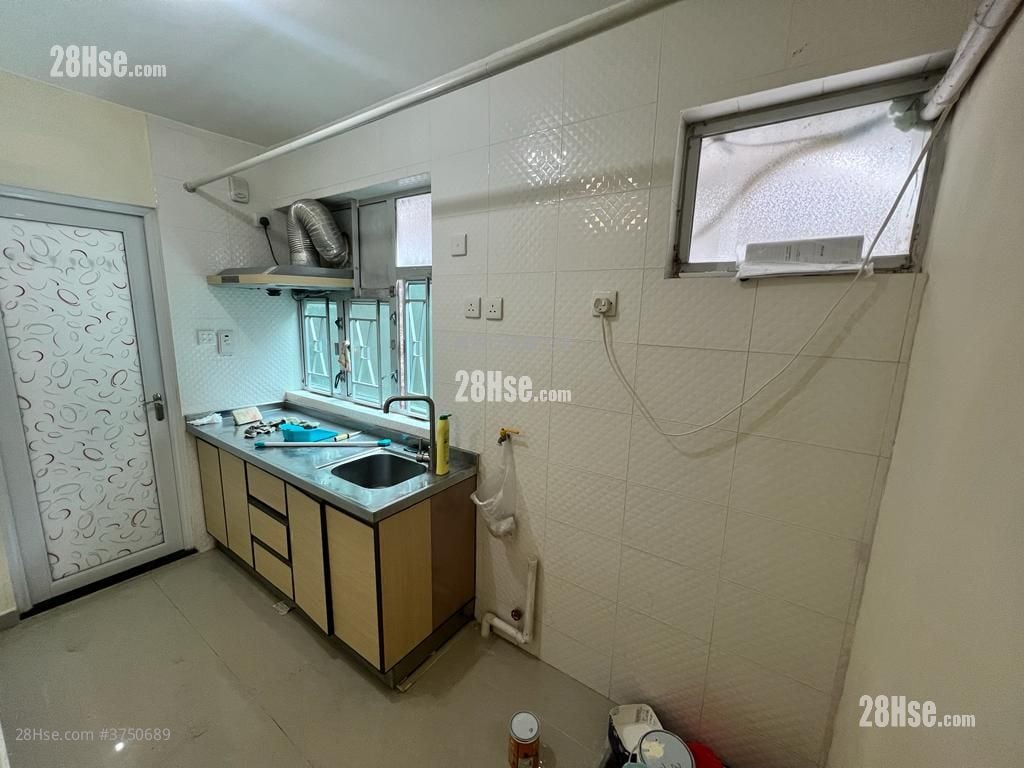 村屋 售盘 1 房 , 1 浴室 350 平方尺