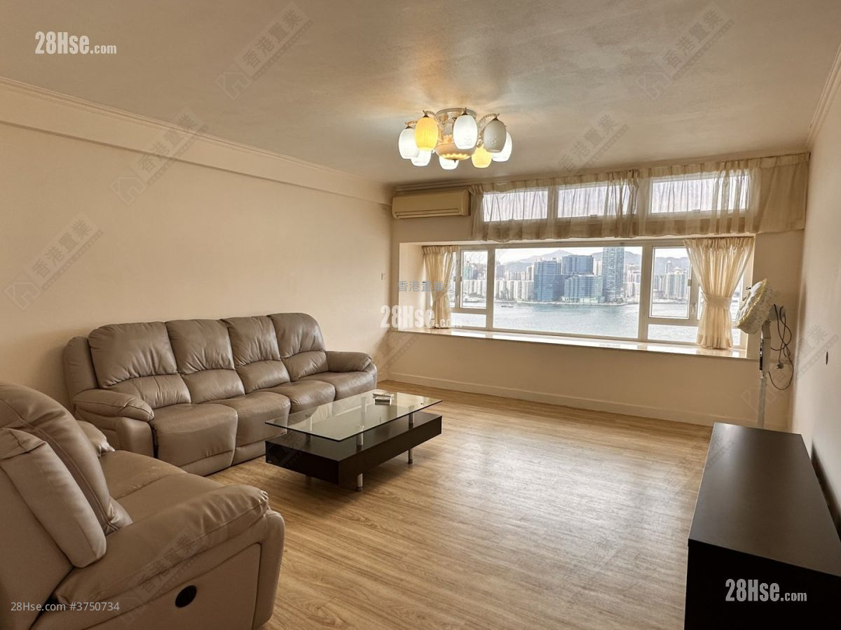 和富中心 租盤 4 房 , 3 浴室 1,267 平方呎