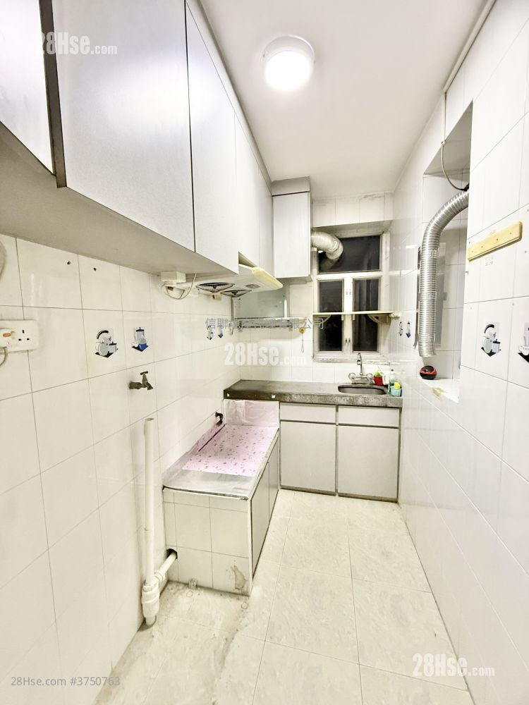 榮福中心 售盤 589 平方呎