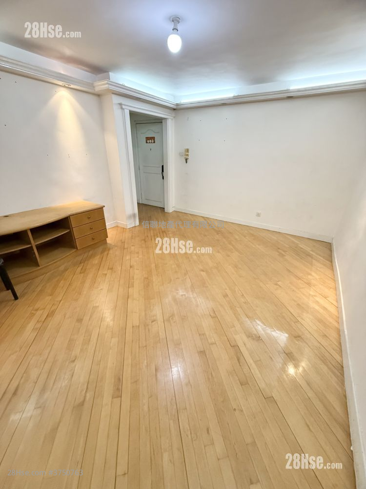 榮福中心 售盤 589 平方呎