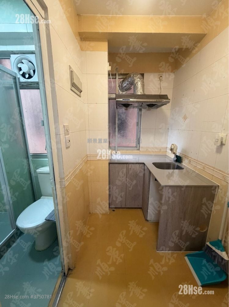 Wai Ching Mansion Rental 2 Bedrooms , 1 Bathroom 285 ft²