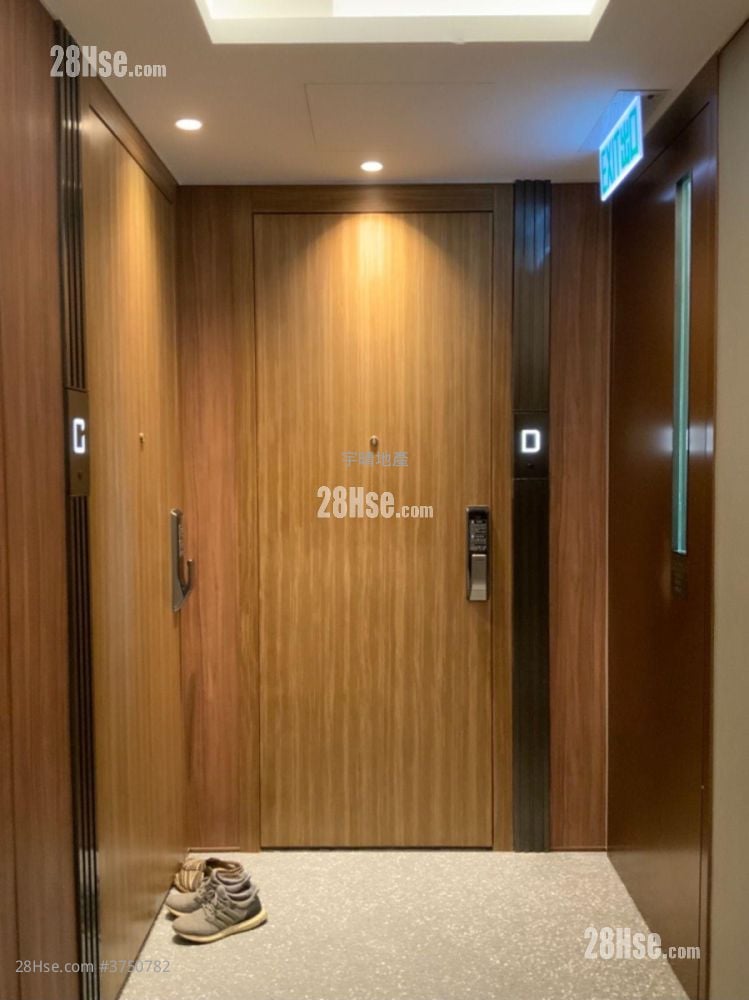 Hyde Park Sell Studio , 1 Bathroom 306 ft²