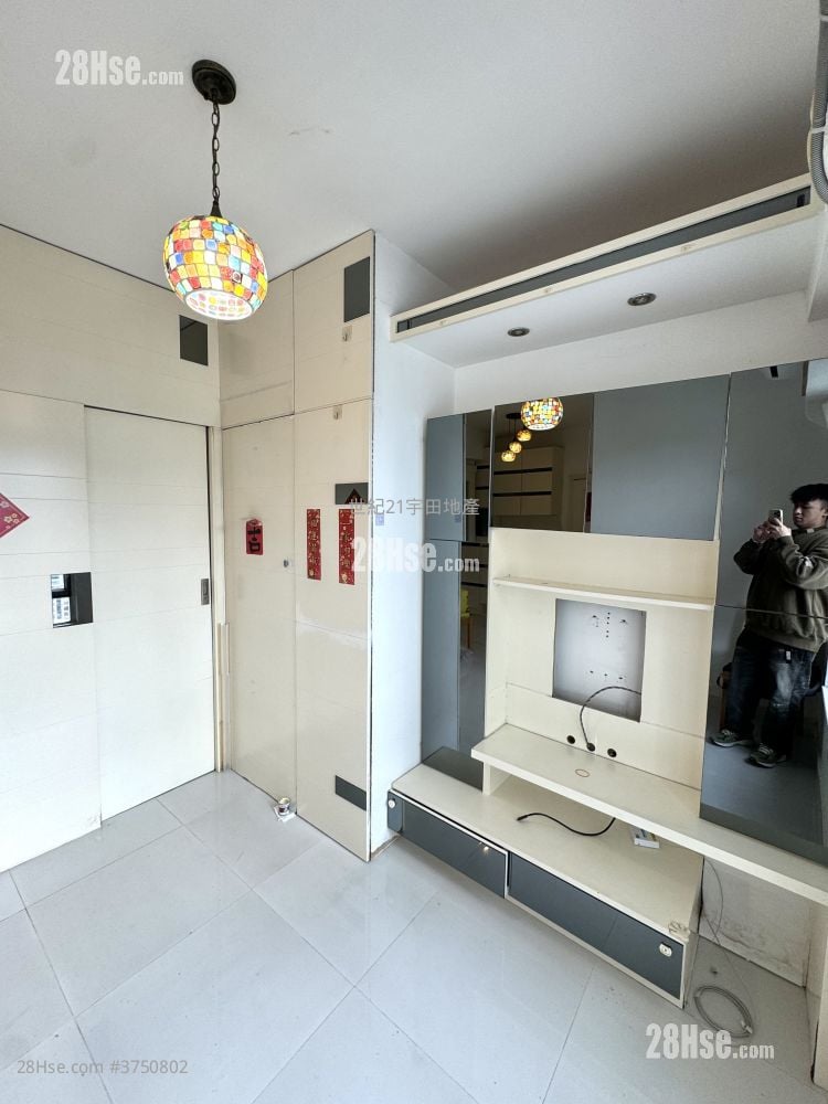 Fortune Plaza Sell 1 Bedroom , 1 Bathroom 342 ft²