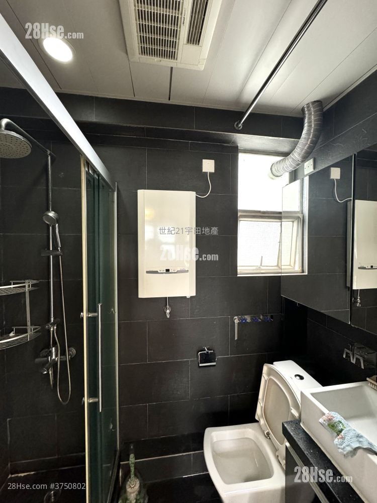 Fortune Plaza Sell 1 Bedroom , 1 Bathroom 342 ft²