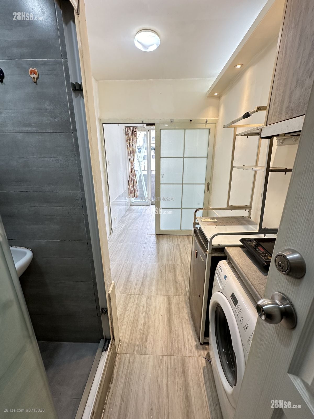 Stairs.building Rental 1 Bedroom , 1 Bathroom 165 ft²