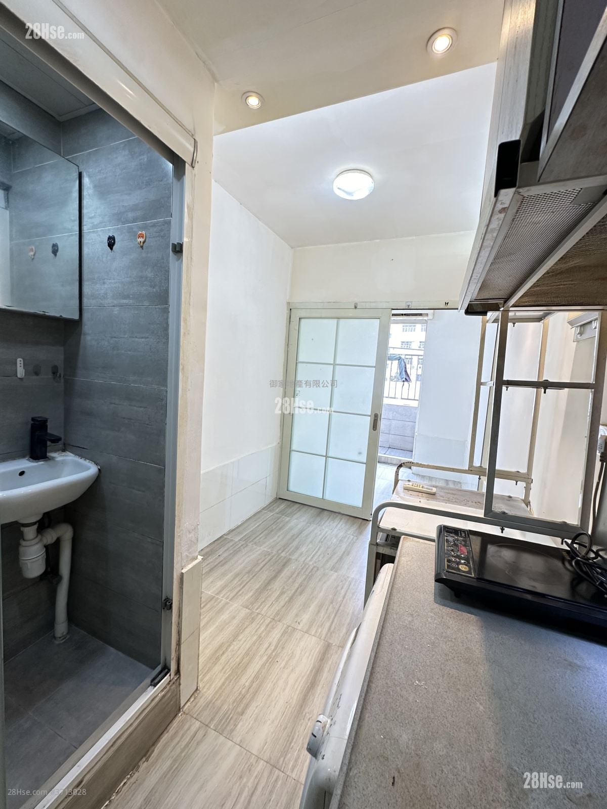 Stairs.building Rental 1 Bedroom , 1 Bathroom 165 ft²