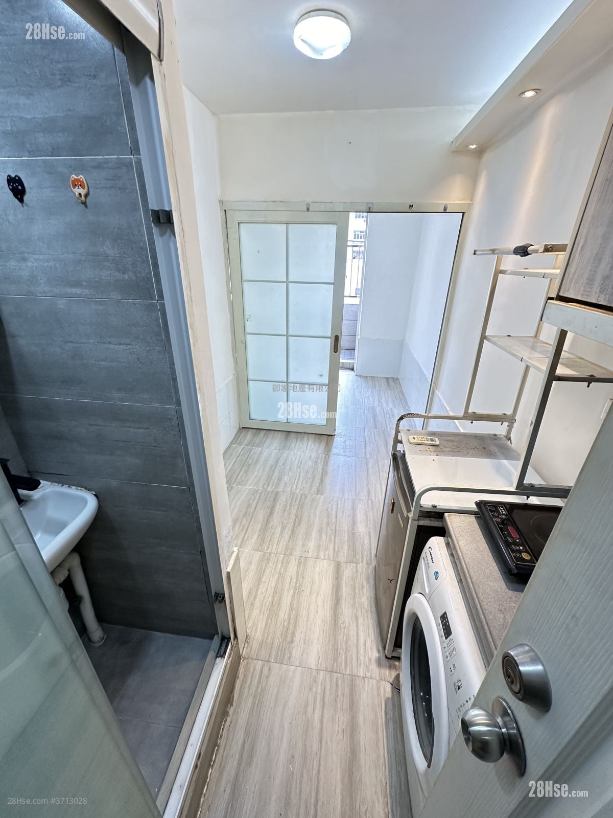 Stairs.building Rental 1 Bedroom , 1 Bathroom 165 ft²