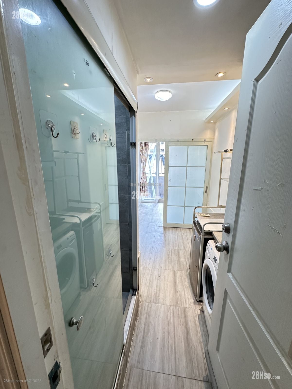 Stairs.building Rental 1 Bedroom , 1 Bathroom 165 ft²