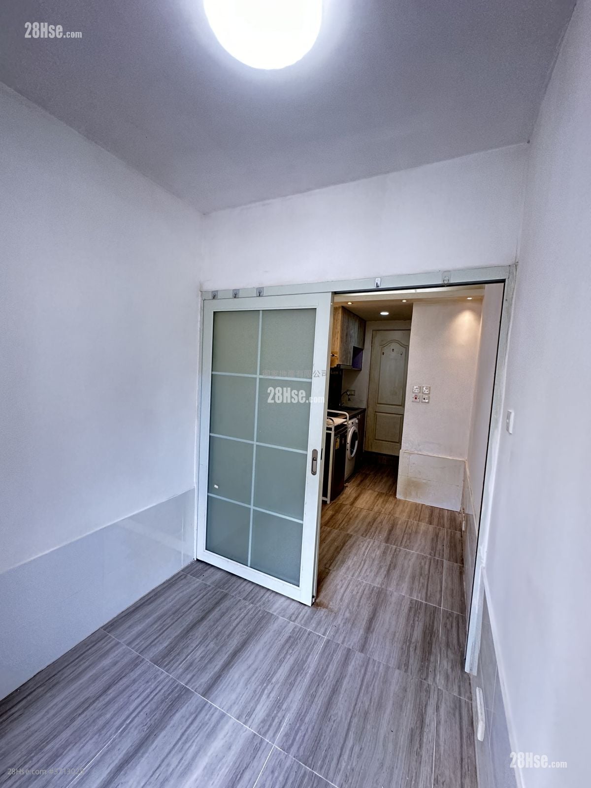 Stairs.building Rental 1 Bedroom , 1 Bathroom 165 ft²