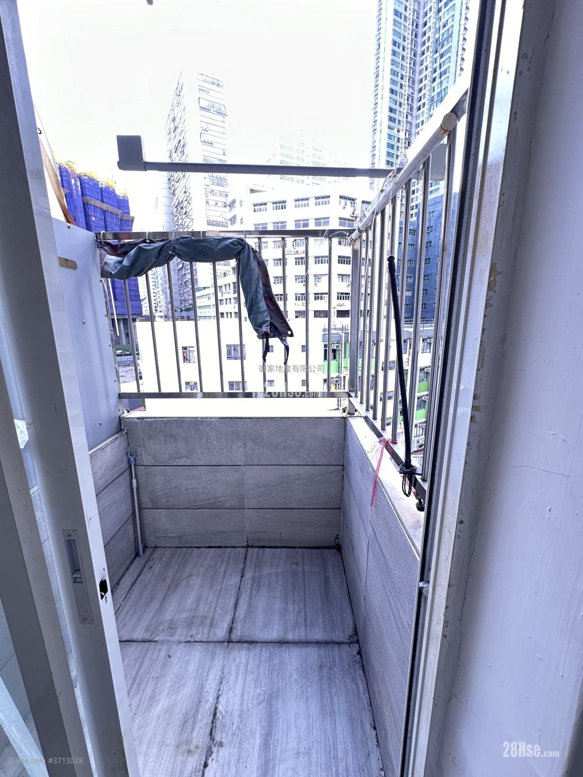 Stairs.building Rental 1 Bedroom , 1 Bathroom 165 ft²