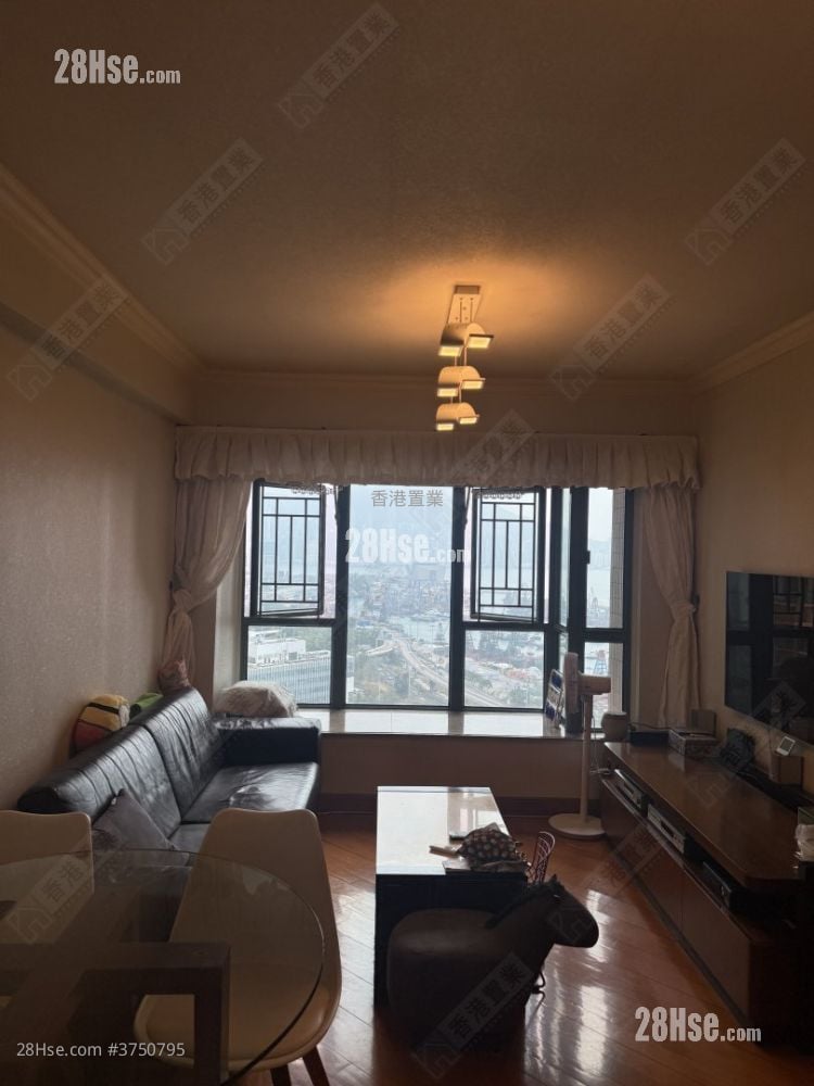 Park Avenue Sell 3 Bedrooms 744 ft²